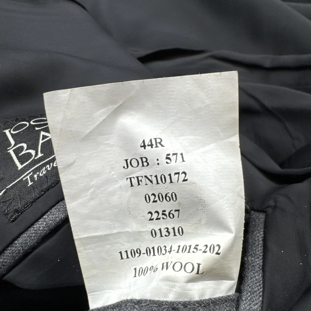 Jos. A. Bank Mens Blazer‎ 44R Wool Windowpane Grey Traveler Sport Coat Business